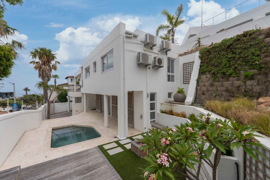 4 Bedroom Property for Sale in Camps Bay Western Cape